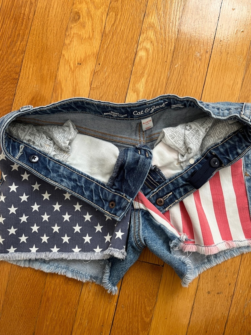 Girls 14 / 16 XL Stars & Stripes Denim Jean Shorts Cutoff Raw Hem 4th of July - Picture 6 of 9